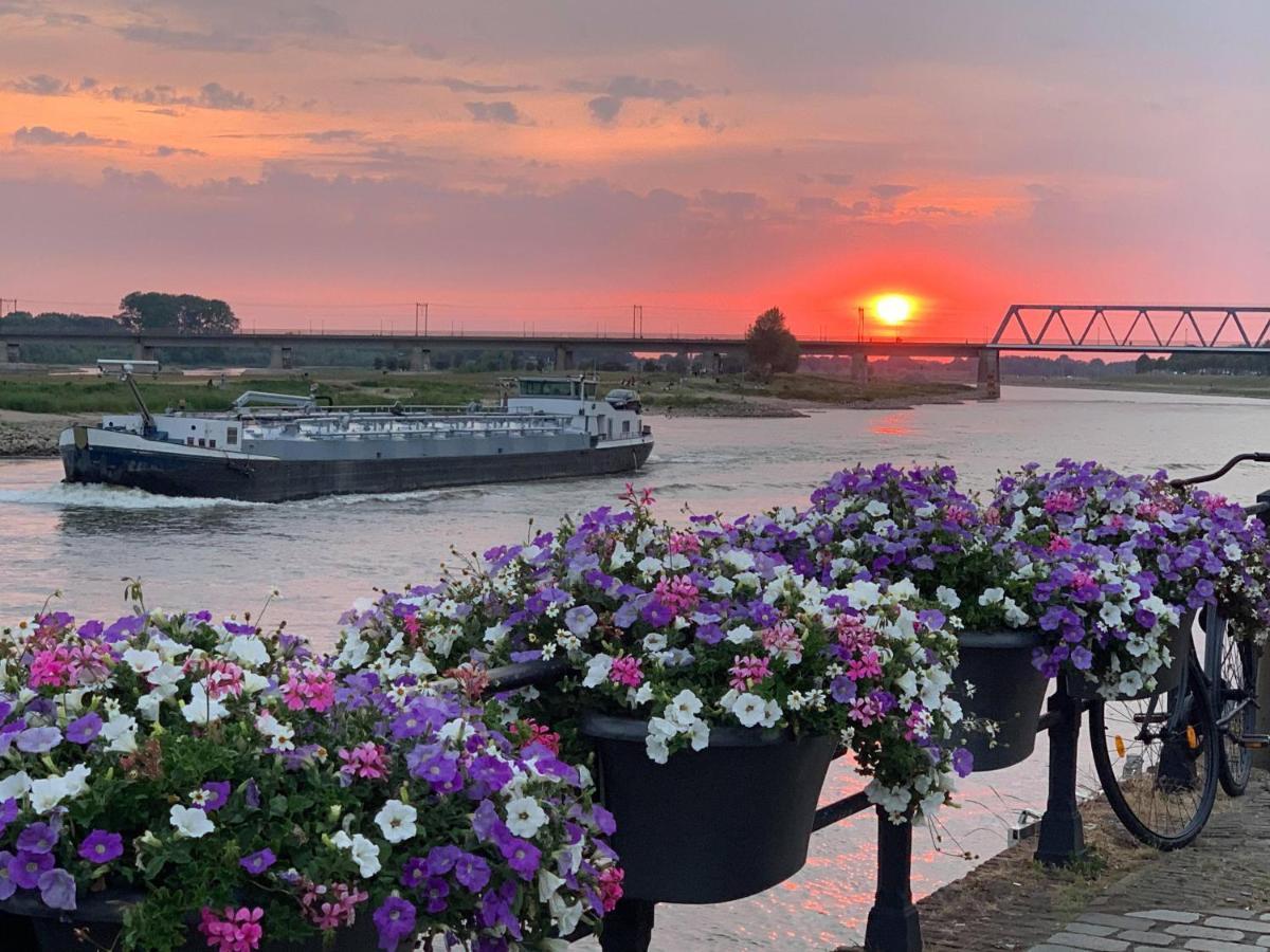 Kleinschalig Hostel In Deventer, Hartje Stad, Aan De Ijssel, Esterno foto
